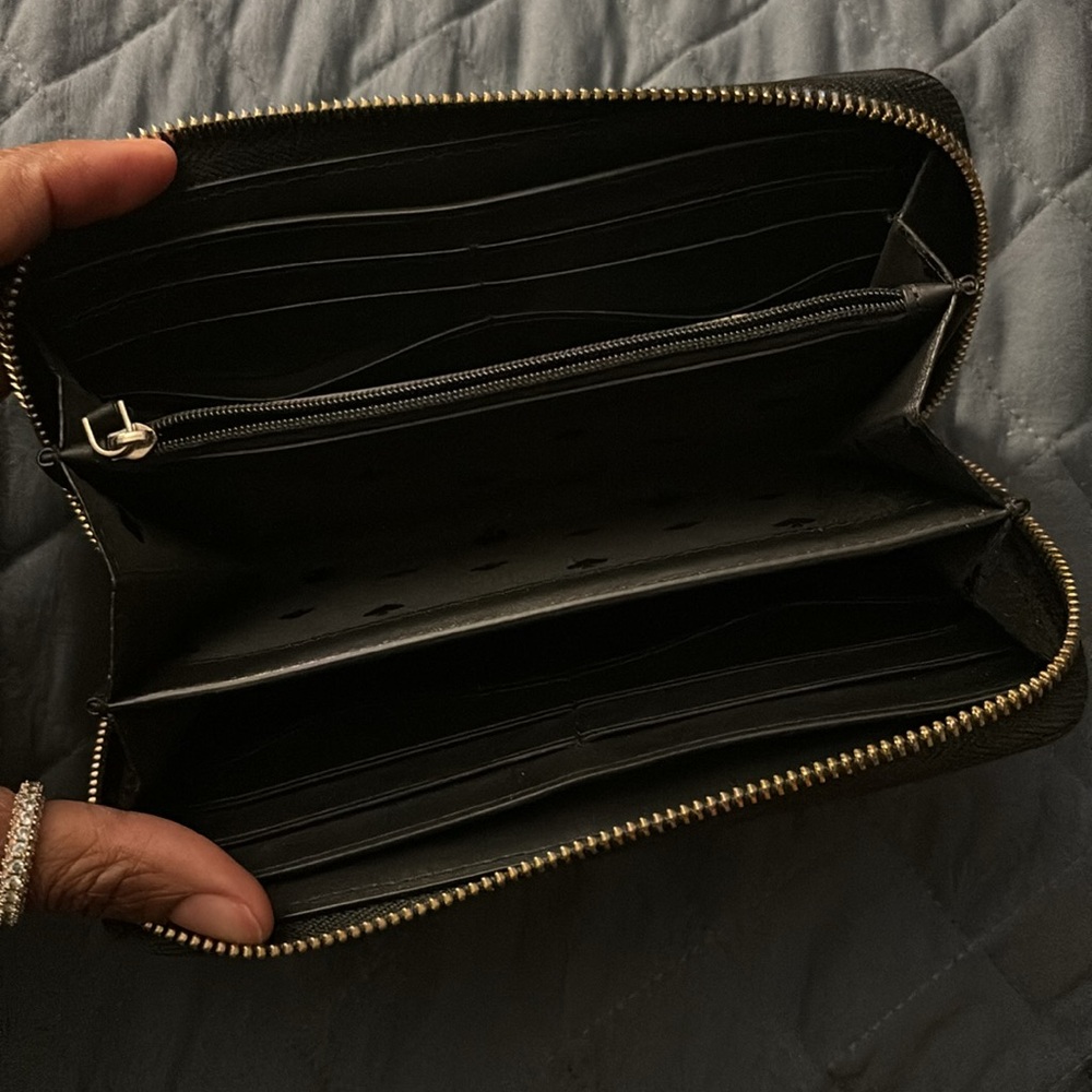Kate Spade Wallet - Picture 4 of 6